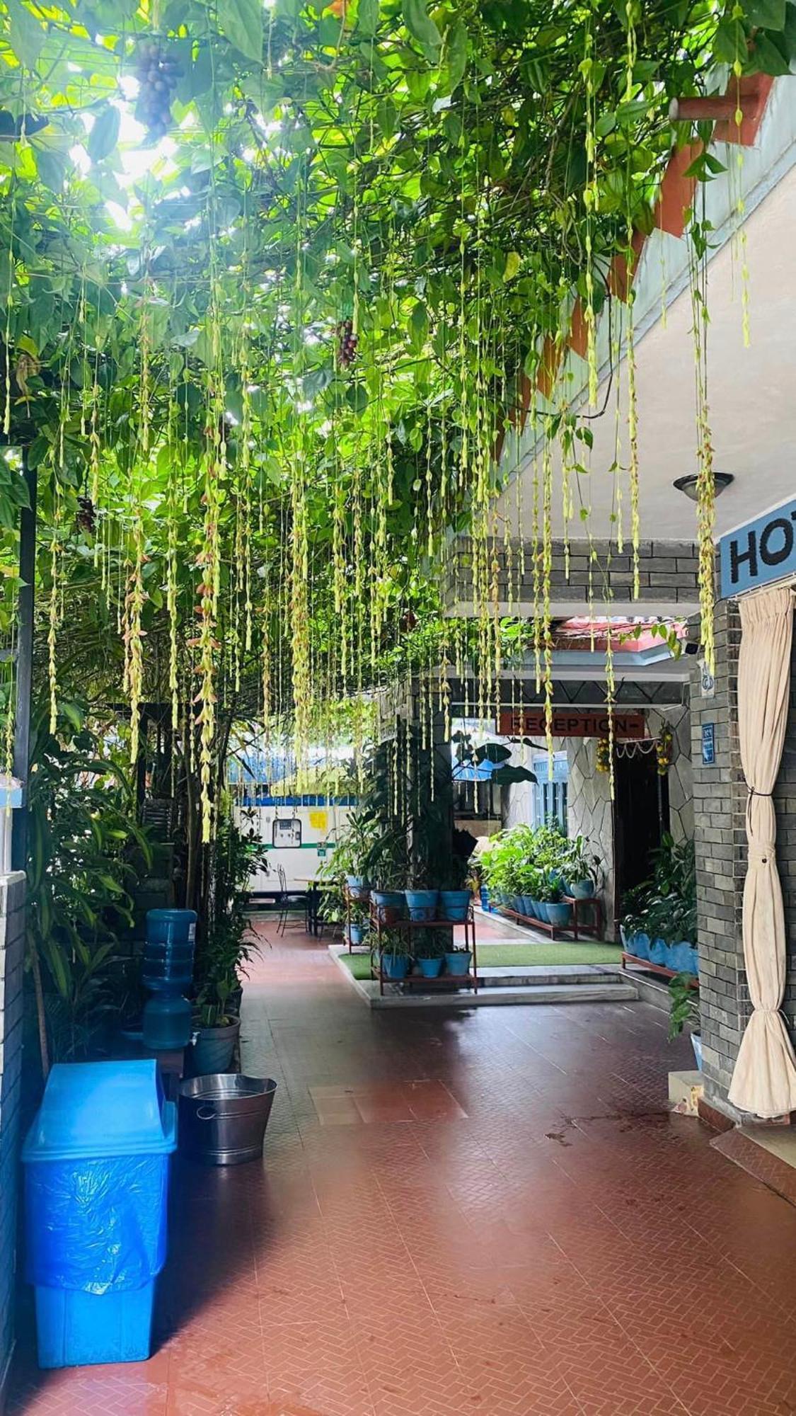 河滨公园酒店 博卡拉 外观 照片
